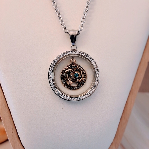 💥 Pisces Zodiac Necklace – Sparkle Like the Stars! - Picture 6 of 12